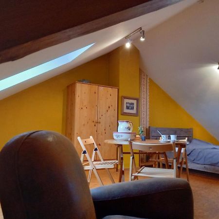 Aux Saveurs D'Enneille Bed & Breakfast ดูร์บี ภายนอก รูปภาพ