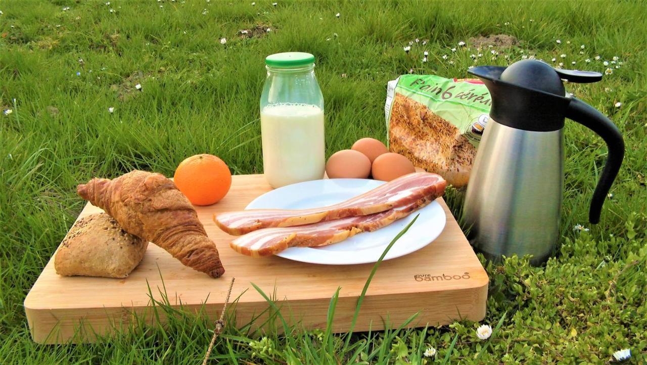 Aux Saveurs D'Enneille Bed & Breakfast ดูร์บี ภายนอก รูปภาพ
